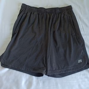 Medium Russell black shorts